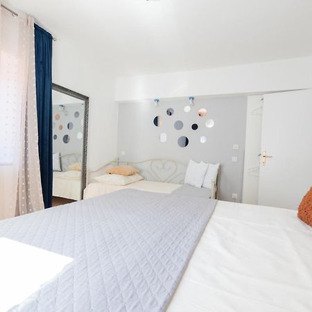 Guesthouse Rebecca มาคาร์สกา ภายนอก รูปภาพ